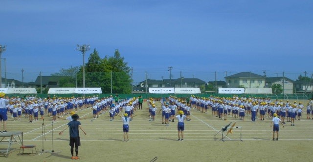 ５月運動会「全校児童整列」