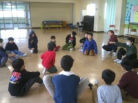 ハンカチ落としの様子