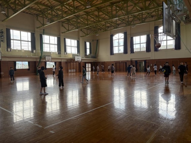 ５・６年生　体育館
