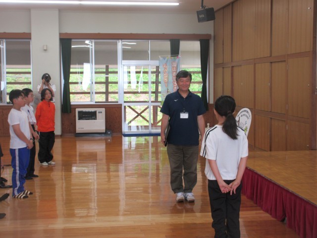 入所式では代表の子があいさつをしました。