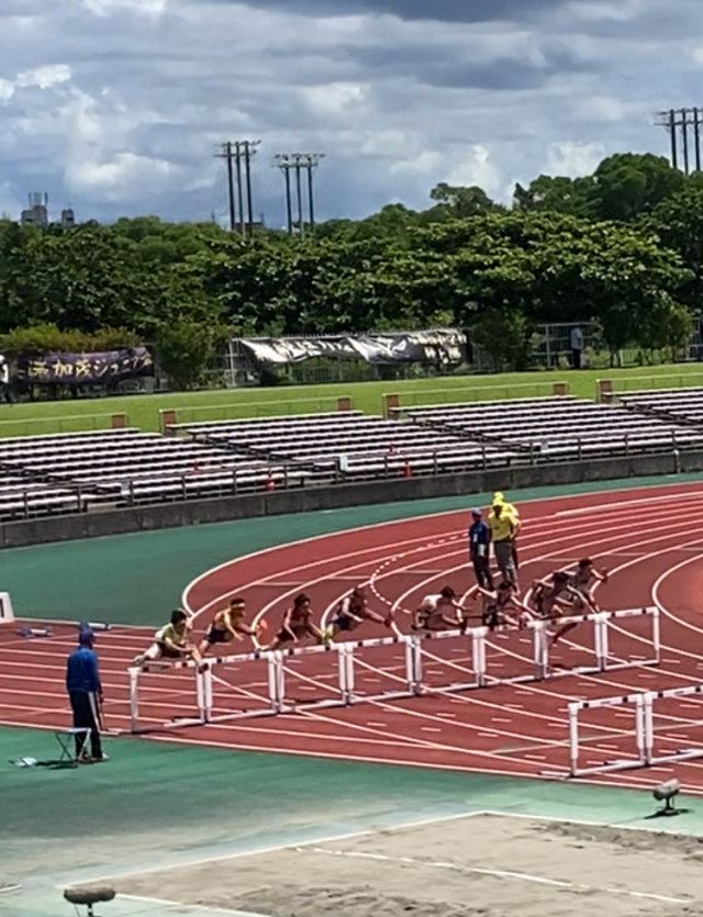 手前から２列目（第７レーン）