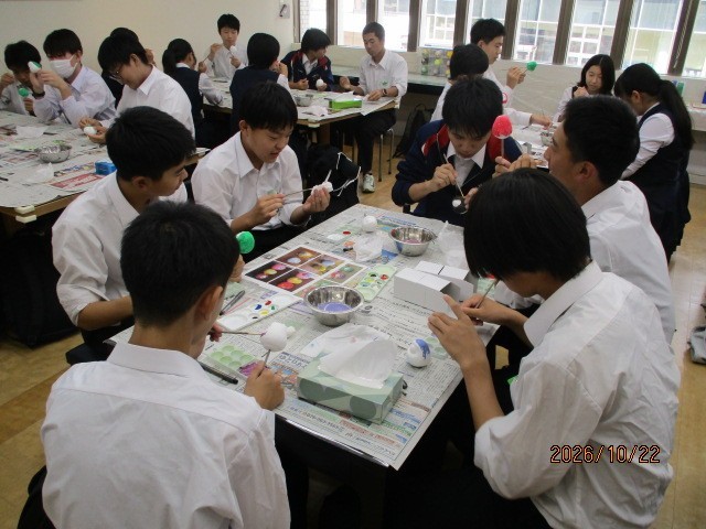 八幡起き上がり制作中