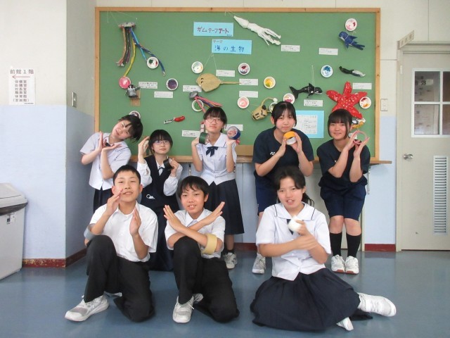 ワカメのポーズ