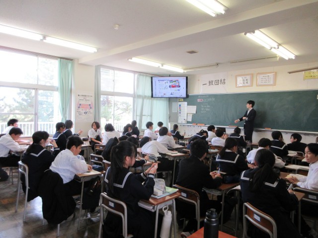 ４組英語：日本語の一人称ってたくさんありますね。