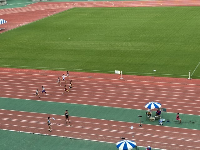 1年女子100mA決勝