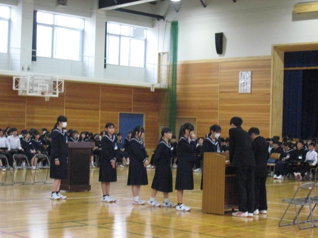 賛成者の数の報告