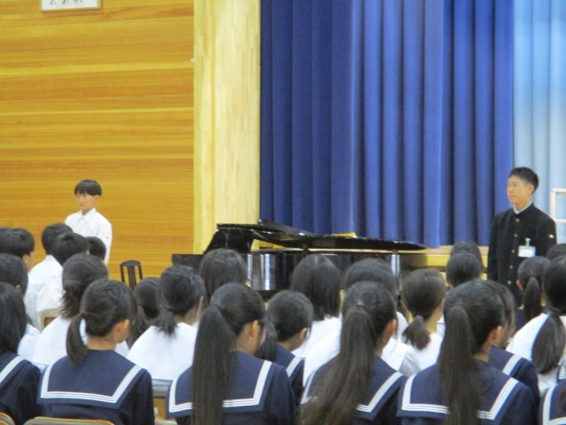 指揮者・伴奏者の位置も確認します