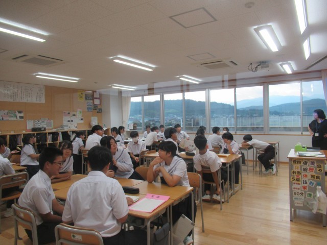 ３年２組の様子